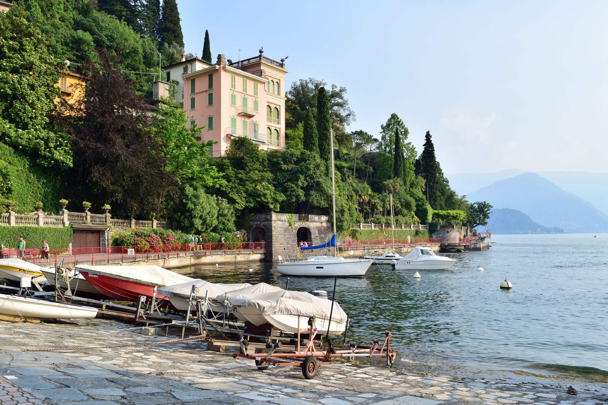 Varenna (Photo license: CC-BY-SA 3.0)